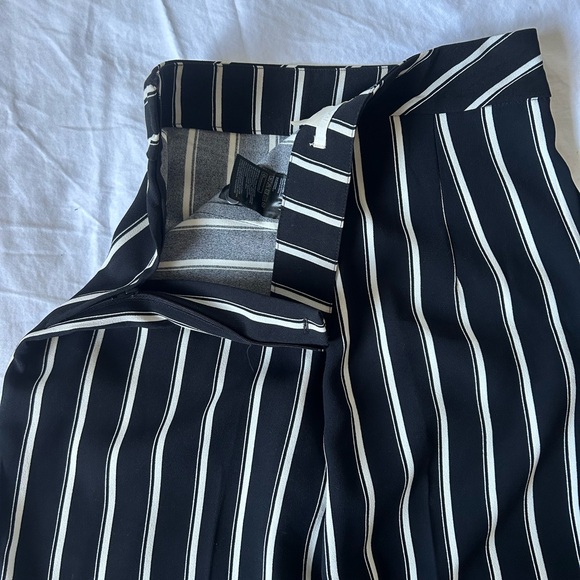 H&M striped navy flare pant - Picture 7 of 10